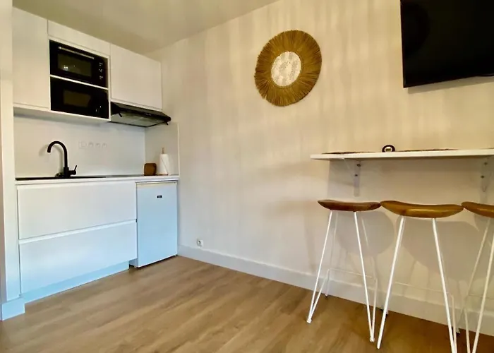 דירה Climatise De 20m2 Avec Place De Parking Privee Sète